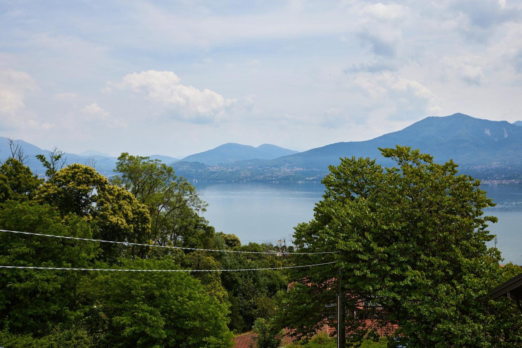 Villa Di Paese - Splendida Vista Lago Maggiore Oggebio Εξωτερικό φωτογραφία